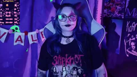 Kim Lennox online show from February 2026 02:02:01 PM