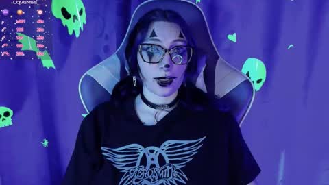 Snapshot of kimlennox__ chatting on March 2026 02:22:02 PM Kim Lennox online show from March 2026 02:22:02 PM