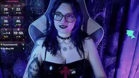 Kim Lennox online show from June 2026 02:10:02 PM