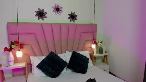 kimluna1 online show from February 2026 03:12:02 AM