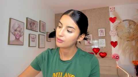 Kim  online show from February 2025 08:03:02 PM