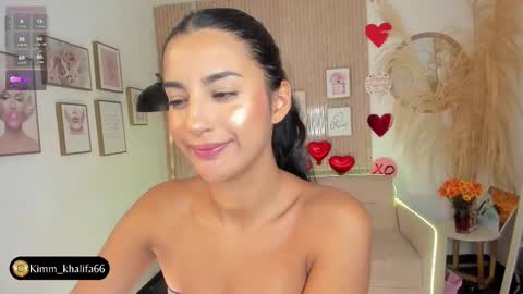 Kim  online show from February 2025 10:31:01 PM