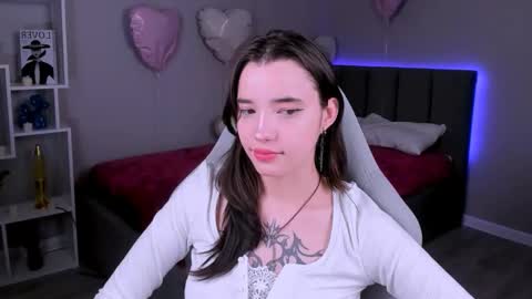 Snapshot of kimm_wong chatting on March 2026 02:39:01 AM kimm wong online show from March 2026 02:39:01 AM