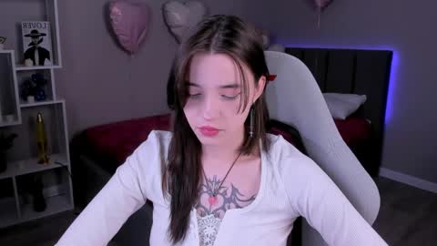 Snapshot of kimm_wong chatting on March 2026 02:50:01 AM kimm wong online show from March 2026 02:50:01 AM