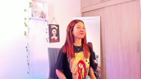 Snapshot of kimmcarter chatting on December 2024 05:25:01 AM Kimm online show from December 2024 05:25:01 AM