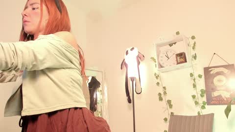 Snapshot of kimmcarter chatting on February 2025 03:59:01 AM Kimm online show from February 2025 03:59:01 AM