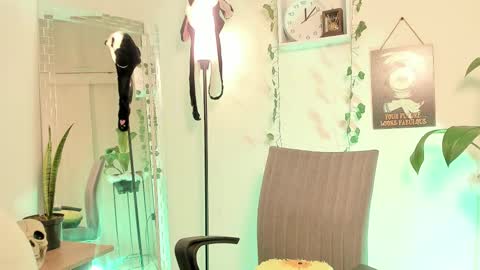 Snapshot of kimmcarter chatting on February 2025 05:09:01 AM Kimm online show from February 2025 05:09:01 AM