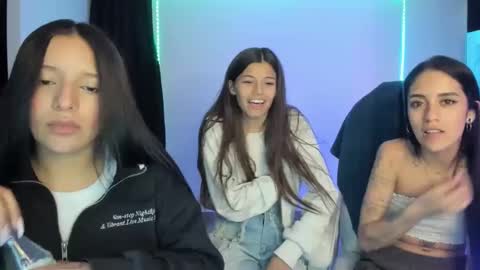 kimmi online show from December 2024 11:42:02 PM