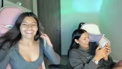 kimmi online show from October 2025 11:25:01 PM