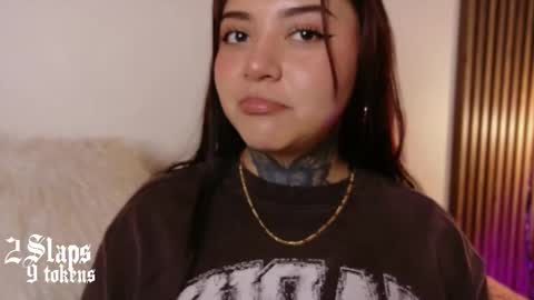 Snapshot of kimmi_kim chatting on March 2026 11:26:02 AM online show from March 2026 11:26:02 AM