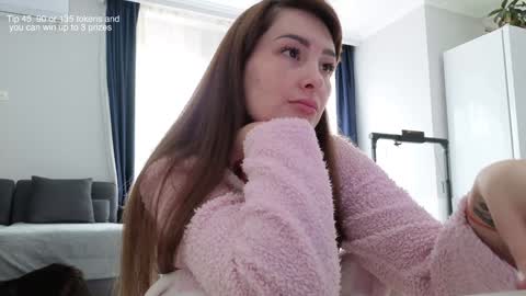 Kimmie online show from October 2025 06:43:01 AM