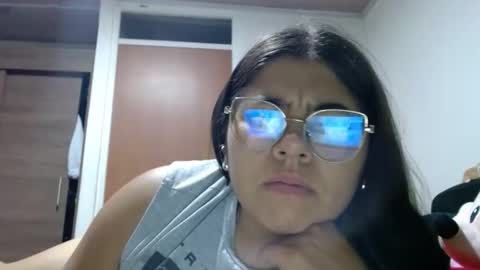 Kimmy online show from October 2025 03:28:02 AM