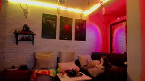 Snapshot of kimmymadison chatting on December 2024 11:51:02 PM Melany online show from December 2024 11:51:02 PM