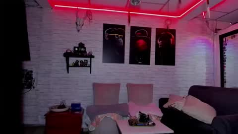 Snapshot of kimmymadison chatting on January 2025 03:42:01 AM Melany online show from January 2025 03:42:01 AM