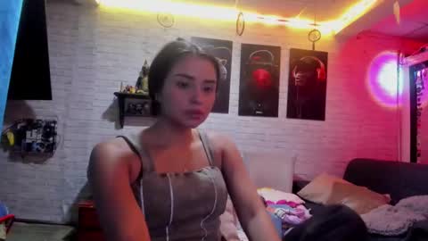 Snapshot of kimmymadison chatting on February 2025 05:34:02 AM Melany online show from February 2025 05:34:02 AM