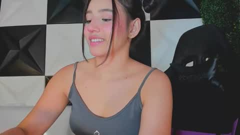 kimtandrys_ online show from October 2025 08:43:01 AM