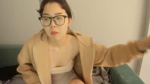 Kimi online show from March 2026 03:22:02 AM