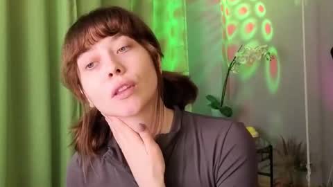 Snapshot of kina_ka chatting on October 2025 08:12:02 AM kina_ka online show from October 2025 08:12:02 AM