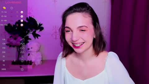 Hazel online show from March 2026 06:24:01 PM