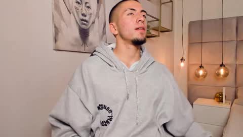 King Dante  online show from December 2024 07:25:02 PM