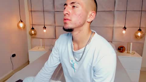 King Dante  online show from December 2024 08:05:02 PM