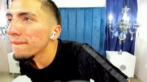 King Dante  online show from February 2025 08:10:01 PM