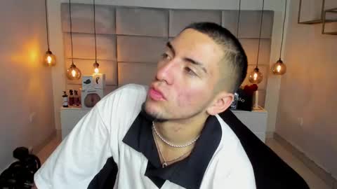 King Dante  online show from February 2025 08:09:02 PM