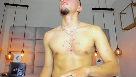 King Dante  online show from March 2025 11:01:02 PM