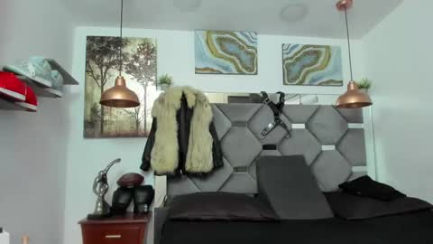 HOT MEN BLACK online show from December 2024 06:06:01 PM