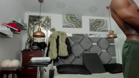 HOT MEN BLACK online show from February 2025 10:18:02 AM