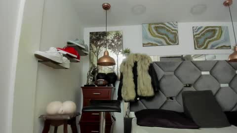 HOT MEN BLACK online show from February 2025 04:52:01 PM