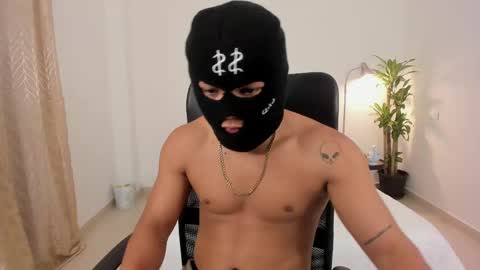 king_master77 online show from February 2025 11:20:01 AM