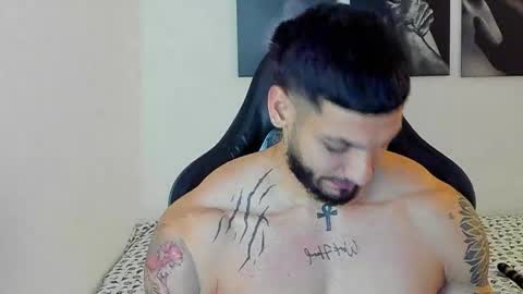 Snapshot of king_of_kings__ chatting on November 2025 10:54:01 PM king_of_kings__ online show from November 2025 10:54:01 PM