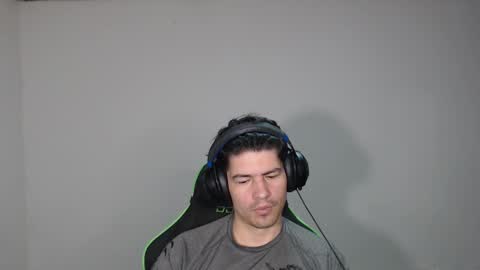 Carlos online show from October 2025 06:06:01 PM