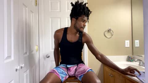 King Almighty01 online show from October 2025 03:15:01 AM