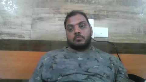 kingalpines1 online show from October 2025 07:03:01 PM