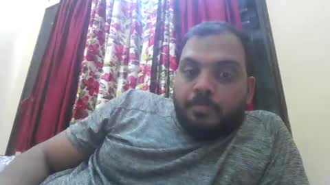 Snapshot of kingalpines1 chatting on April 2026 05:21:02 PM kingalpines1 online show from April 2026 05:21:02 PM