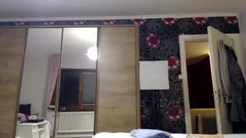 sexysexyhotwetpinkredpussy online show from September 2025 07:59:02 PM