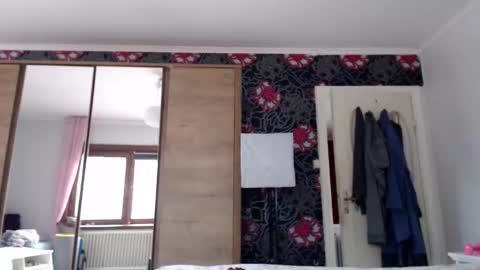 Snapshot of kingandprincess chatting on March 2026 03:17:01 PM sexysexyhotwetpinkredpussy online show from March 2026 03:17:01 PM