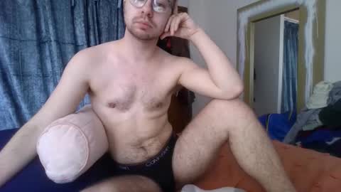 Snapshot of kingknewyork chatting on April 2026 06:01:02 PM tommy online show from April 2026 06:01:02 PM