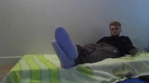 Snapshot of kingoffootfetish chatting on February 2025 06:44:01 PM Master  King Tommy online show from February 2025 06:44:01 PM