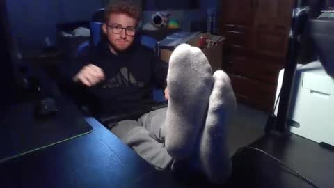 Snapshot of kingoffootfetish chatting on October 2025 09:38:02 AM Master  King Tommy online show from October 2025 09:38:02 AM