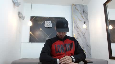 KING  online show from March 2026 03:10:02 AM