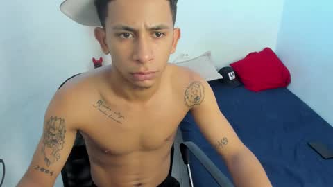 Snapshot of kings_latins chatting on September 2025 07:30:02 PM DOMINANT ALPHA KINGS online show from September 2025 07:30:02 PM