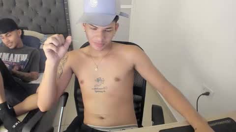 Snapshot of kings_latins chatting on October 2025 02:48:02 AM DOMINANT ALPHA KINGS online show from October 2025 02:48:02 AM