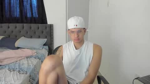 Snapshot of kings_latins chatting on October 2025 12:06:01 PM DOMINANT ALPHA KINGS online show from October 2025 12:06:01 PM