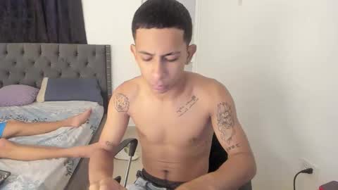 Snapshot of kings_latins chatting on November 2025 06:02:02 AM DOMINANT ALPHA KINGS online show from November 2025 06:02:02 AM