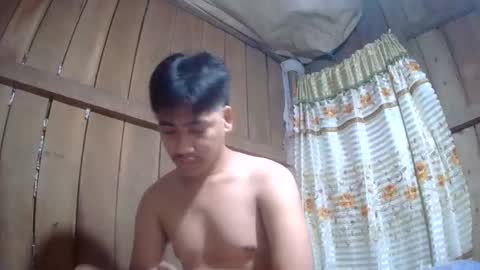 Snapshot of kingsucker2069 chatting on February 2026 07:23:01 AM Ruru online show from February 2026 07:23:01 AM