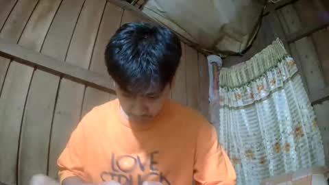 Snapshot of kingsucker2069 chatting on March 2026 12:31:02 PM Ruru online show from March 2026 12:31:02 PM