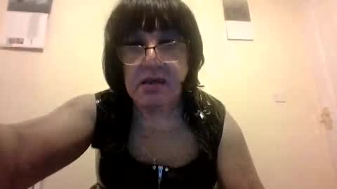 Cynthia Pvc lips online show from December 2024 01:45:02 PM